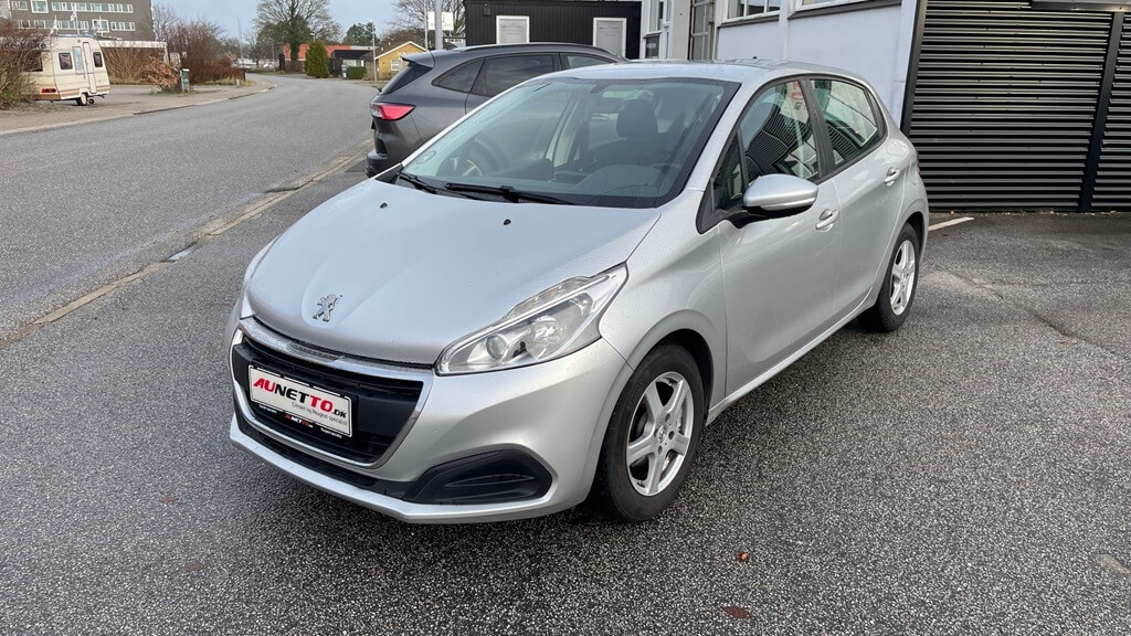 Bilabonnement hos aunetto i herning - Peugeot 208 vogn 460